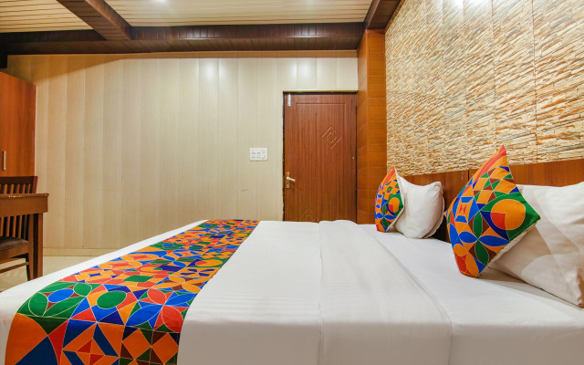 Fabhotel Doon Maira