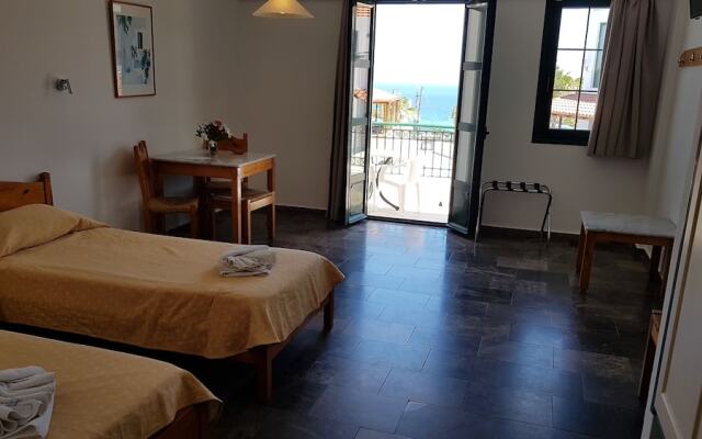 Camari Garden Hotel Apartments