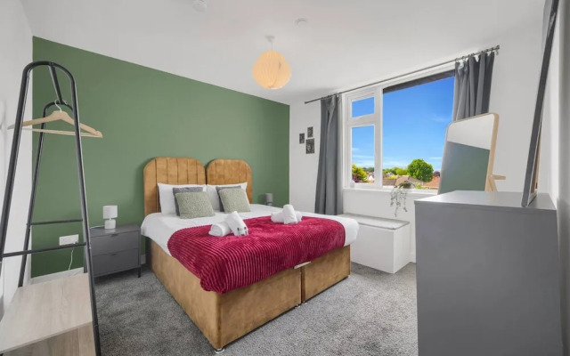 Stylish Modern Apartment - Free Parking - W