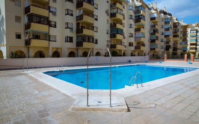 Holidays2Fuengirola Los Boliches pool