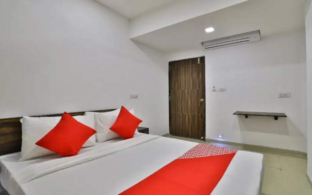 Aqua Corridor By OYO Rooms