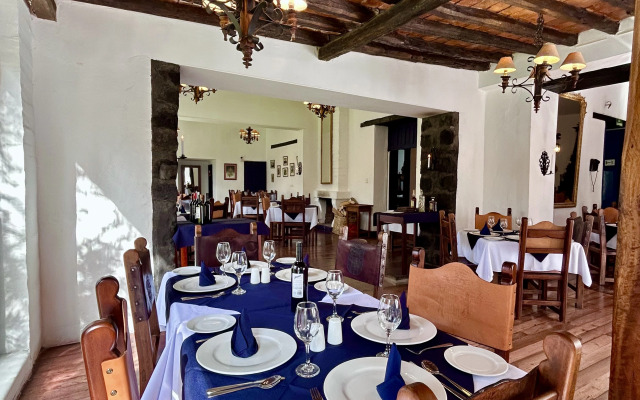Hosteria Hacienda Pinsaqui