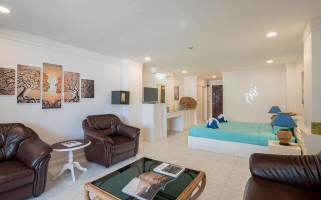 Phuket Palace Condominium by Ale