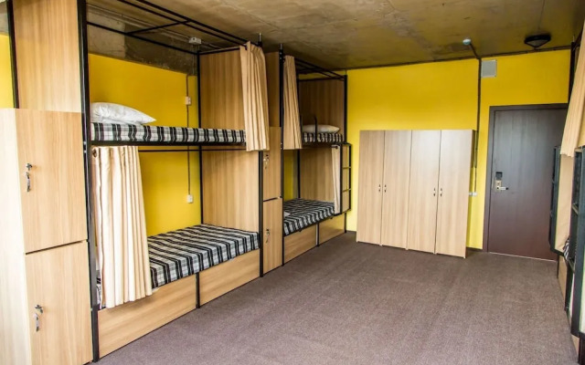 H8 Hostel