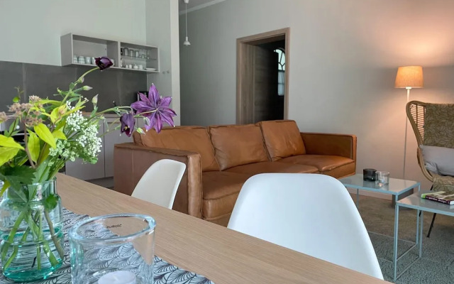 Grosszuegige Ferienwohnung mit Garten