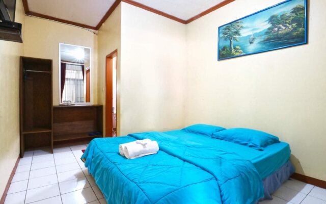 Villa Aries Biru