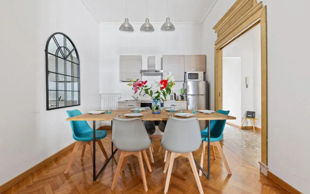 Roomy Apartment Duomo & San Babila