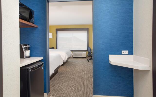 Holiday Inn Express & Suites Ely by IHG