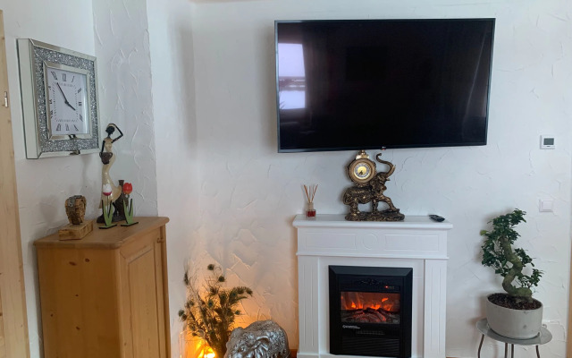 Beautiful holiday home in Vordermuhr with garden