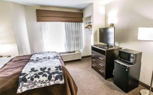 Sleep Inn Near Outlets