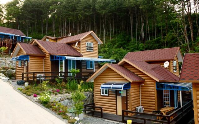 Gapyung Eliecel Spa Pension