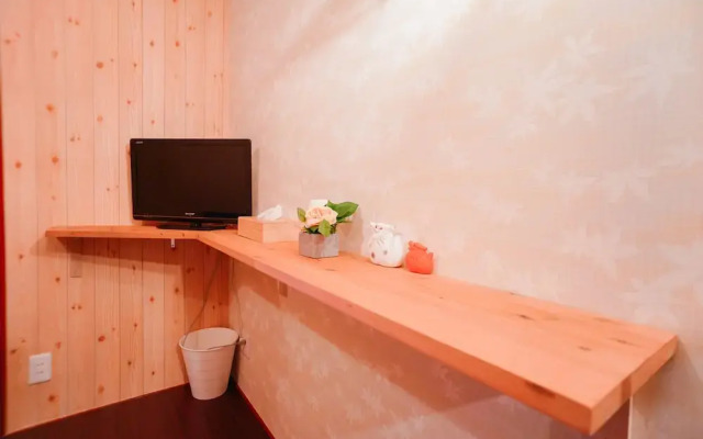 Tsuruhashi House