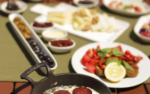 Zevkliler Alacati Boutique Hotel & Fine Dining