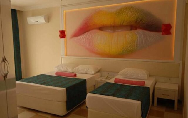 Infinity Beach Alanya