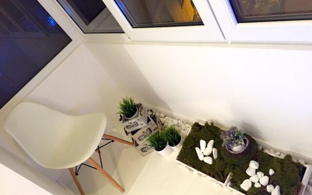 Metropole Apartments Romana Square