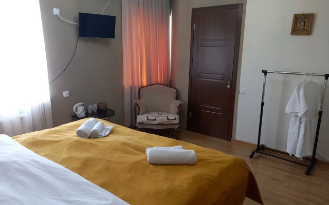 Hotel David