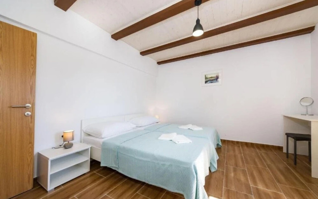 Ivanac - Close to the Beach - A2