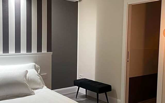 18 Dante Luxury Suites