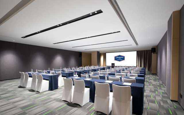 Hampton by Hilton Jinan Olympic Sports Center