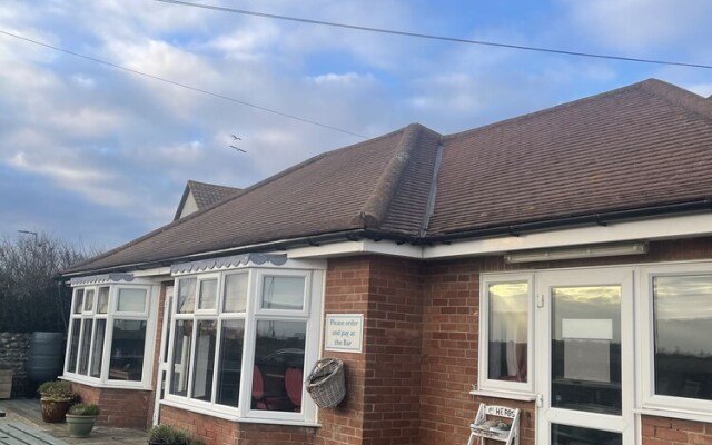 Stunning 8-bed Apartment in Bacton