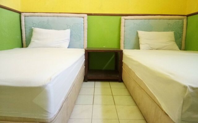 Oyo 1562 Green House