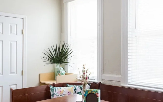 Fully renovated 4BR Bardstown / Highlands!