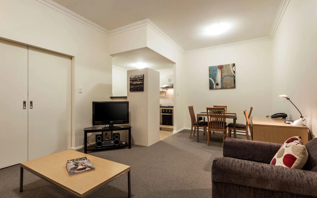 Best Western Northbridge Apartments