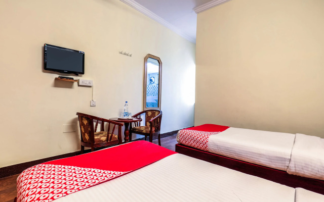 OYO 12237 Luxury Villas