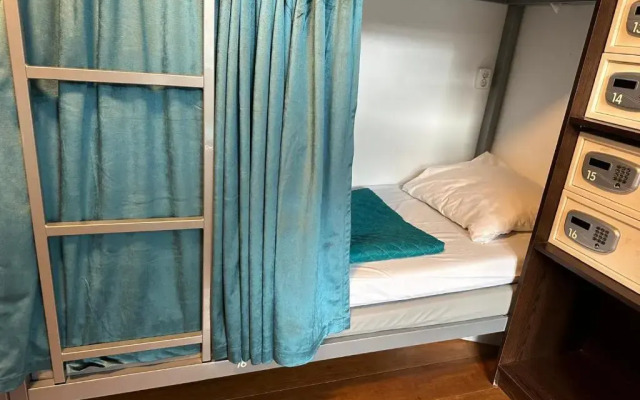 Room Mate Hostel