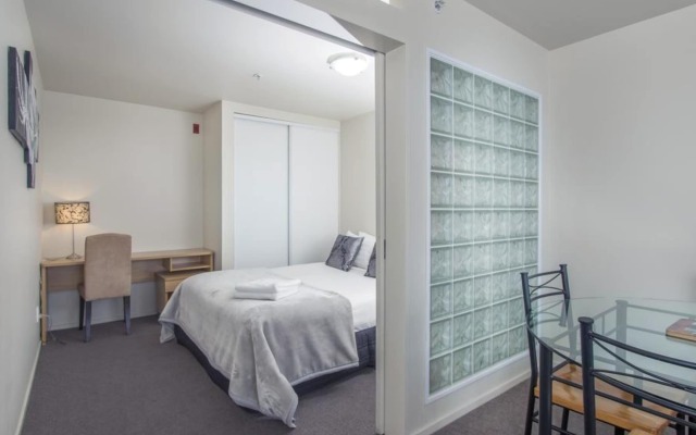 Crown on Cintra Lane Serviced Apartments