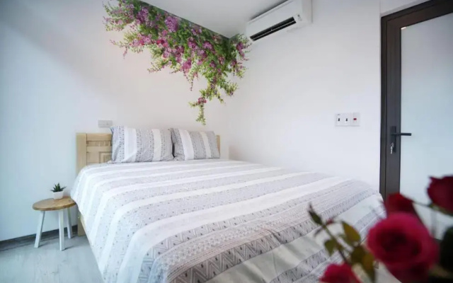 Almor Hostel With Pool in right center