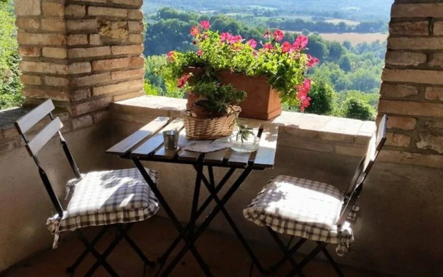 Piccolo Borgo del Giglio