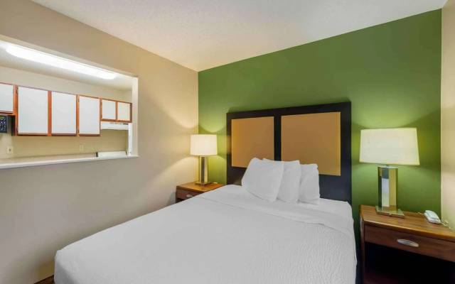 Extended Stay America Suites Omaha West