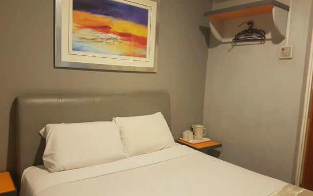 U Pac Hotel