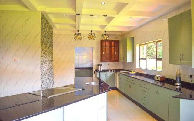 Mount Pleasant - Luxurious 4-bed Villa