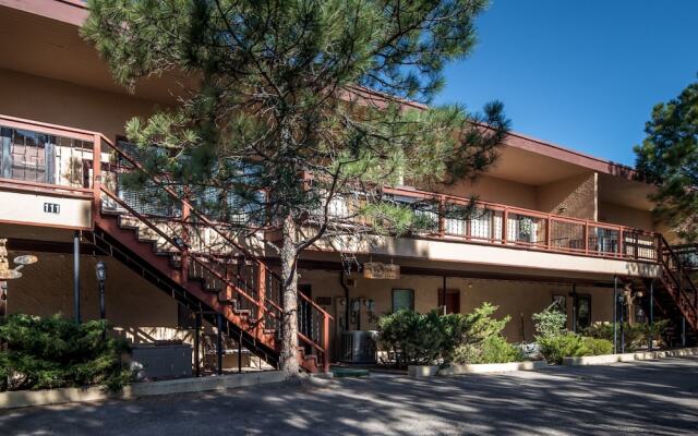 Ruidoso Three-bedroom