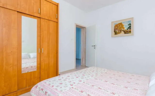 Apartments Kola's Mill - Comfort One Bedroom Apartment With Terrace and Sea View