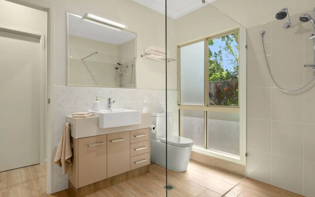 Eden Oceans Edge Palm Cove