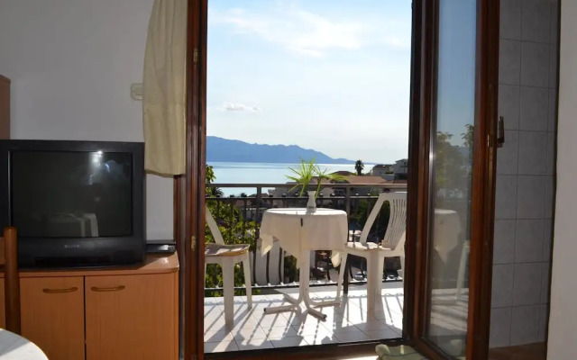 Jozo - 150 m From Pebble Beach - A2