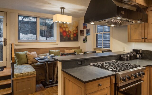 River Bliss by Exceptional Stays