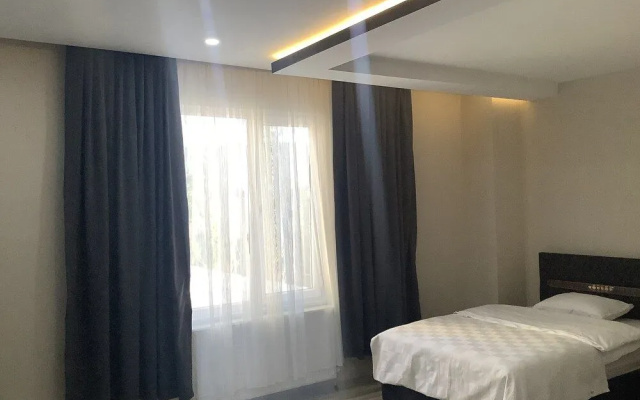 Atlihan Plus Hotel