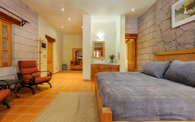 Los Encinos Countryside Nature & Privacy