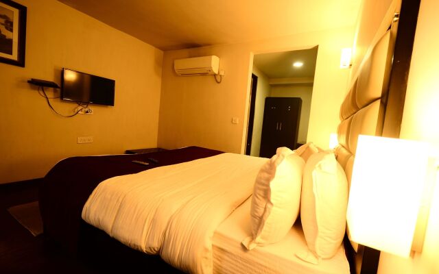 Hotel Aksa Srinagar