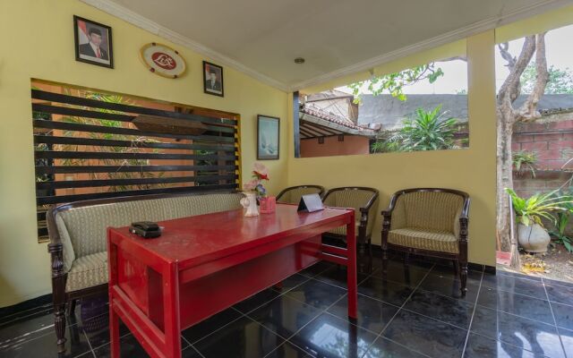 Wisma Griya Indah Lestari by OYO Rooms
