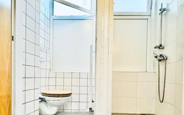 10BR Apt for Groups 8Min to Rathausplatz