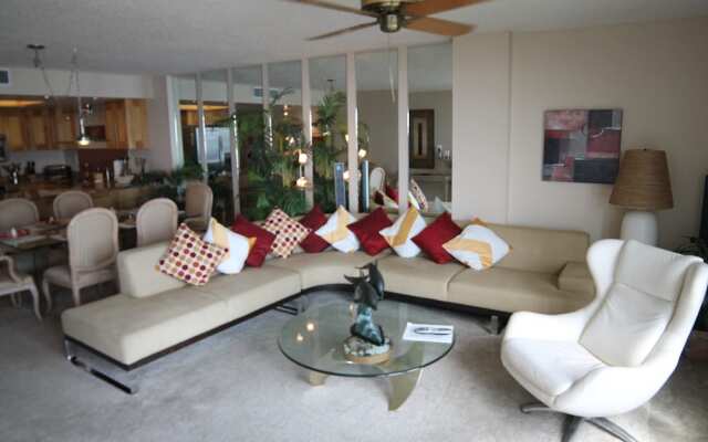 3 Bedroom Oceanfront Luxury Condo - Sand Dollar Iii, 404