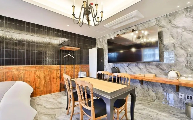 February Hotel Lions Park Daegu