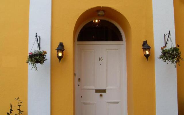 Heathcliff House, Exclusively for Adults, Free Large Car Park