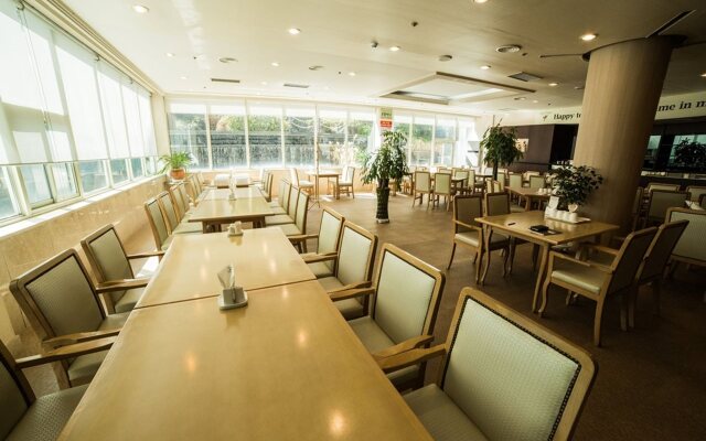 Bloom Hotel