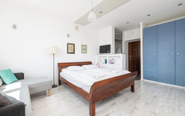 RentPlanet - Przy Hali Mirowskiej